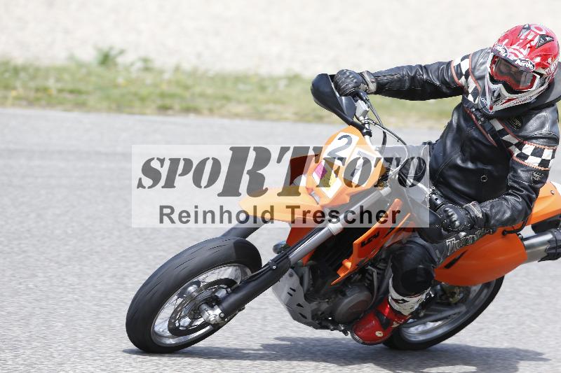 /08 17.04.2026  TZ Motorsport ADR/Gruppe gelb/27